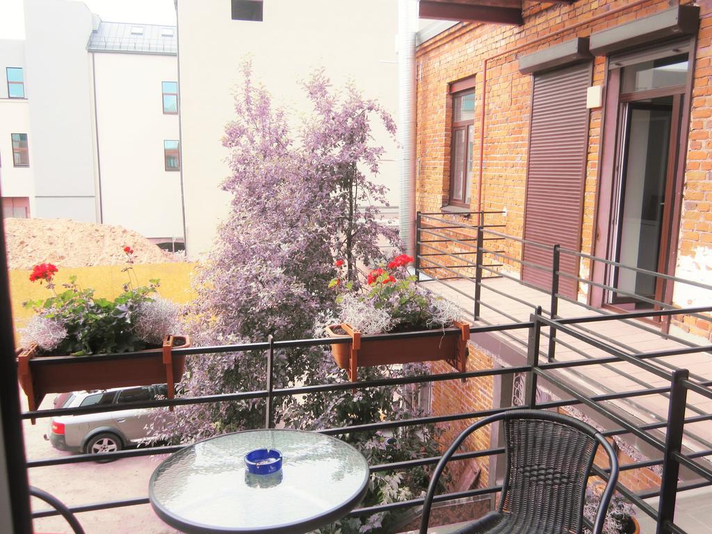 Happy Inn Kaunas Exterior photo